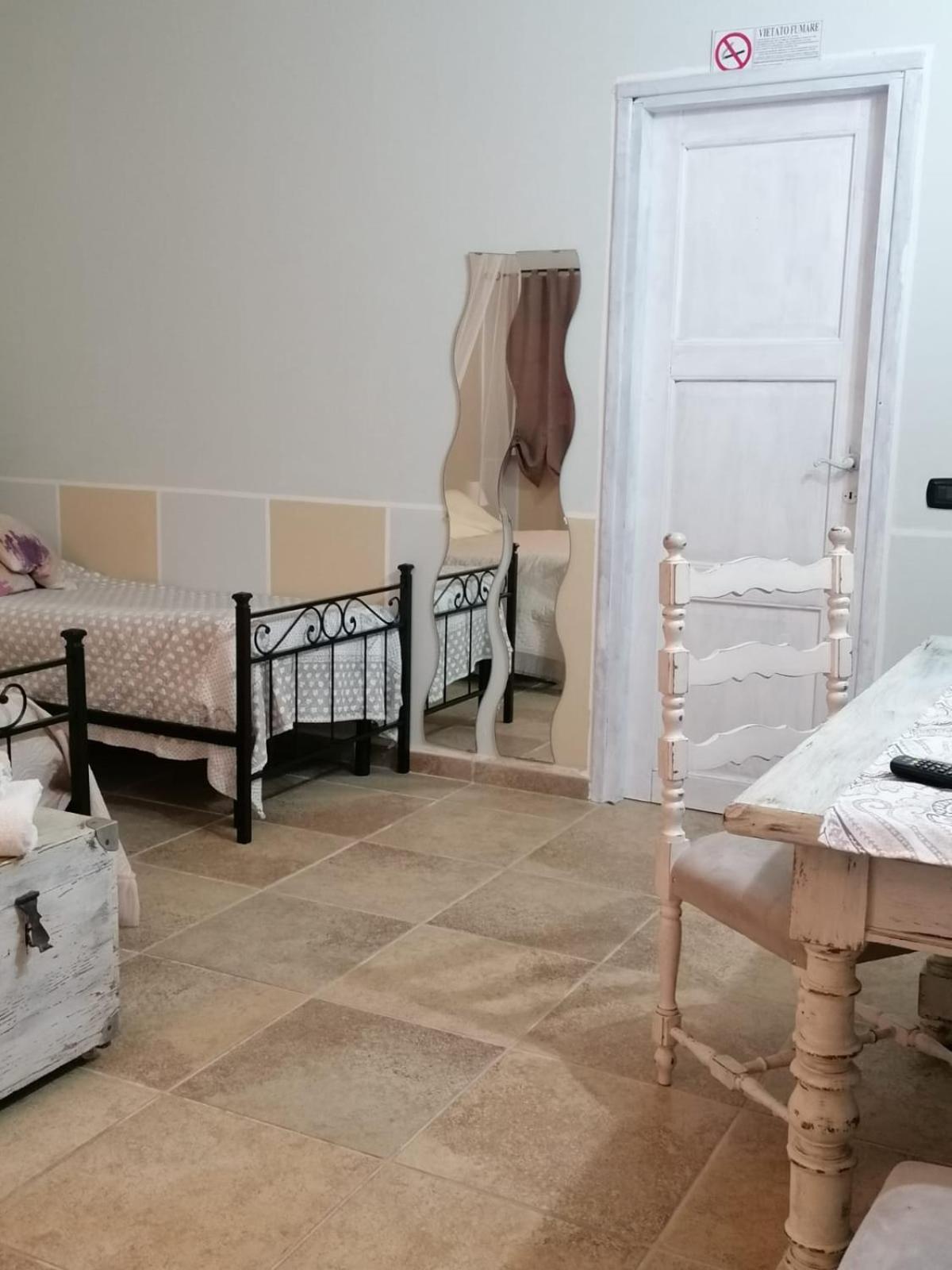 مبيت وإفطار سرمونيتا Casale Cavatella المظهر الخارجي الصورة